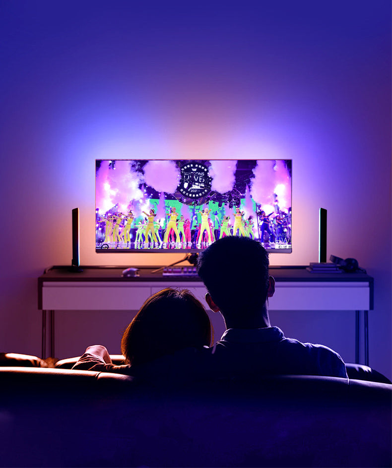 Calefo smart lamps on table for personal computer use with screen sync function